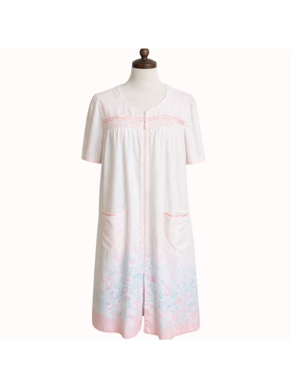 Celestial Dreams Seersucker Duster Size L VTG Pale Pink Floral Zip Front Lounge